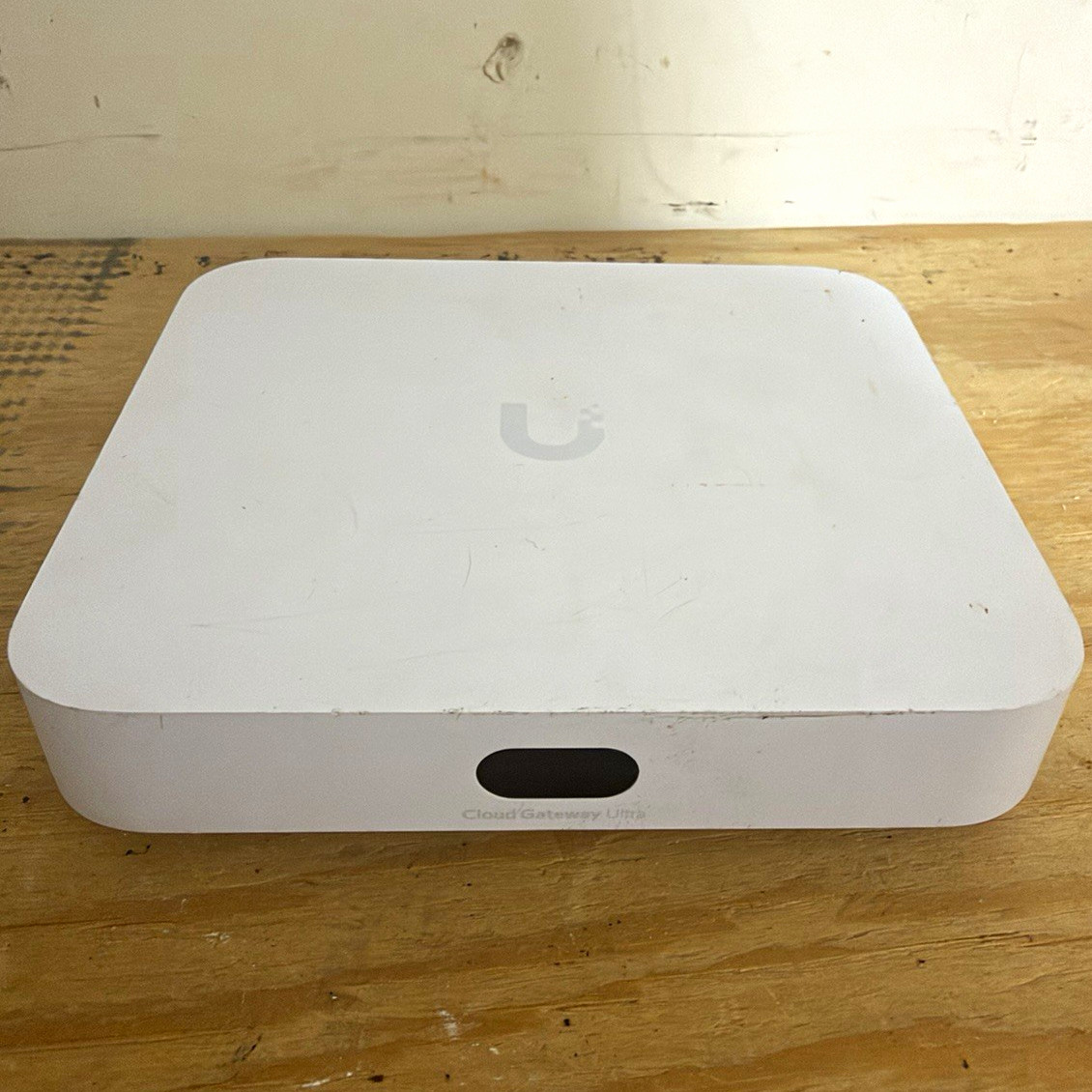 Ubiquiti Cloud Gateway Ultra Router UCG-Ultra White VPN Ethernet RJ-45