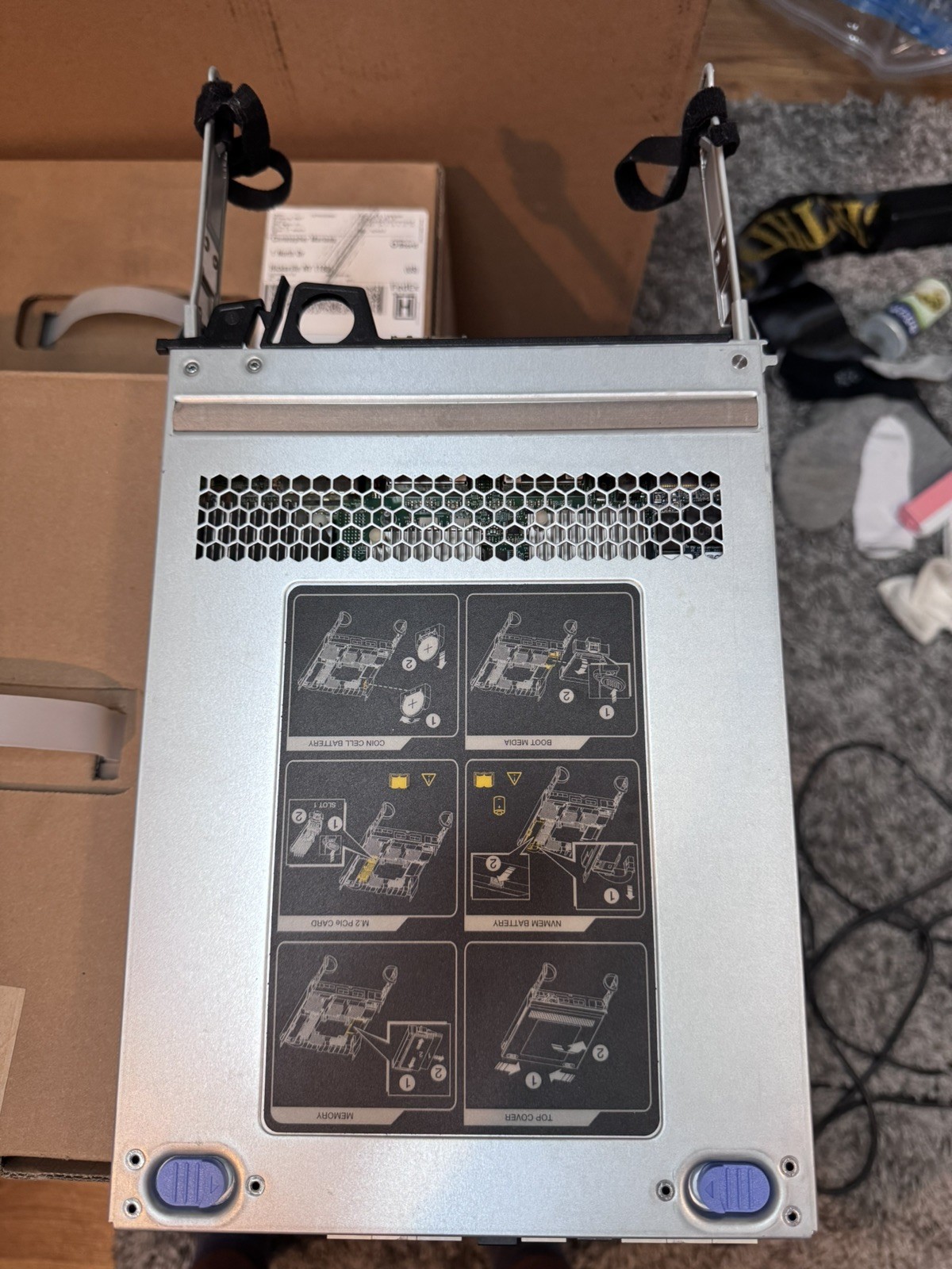 NetApp FAS2750  111-04333+B1   11104373+B1   Hybrid   STORAGE ARRAYS  AFF-A220.