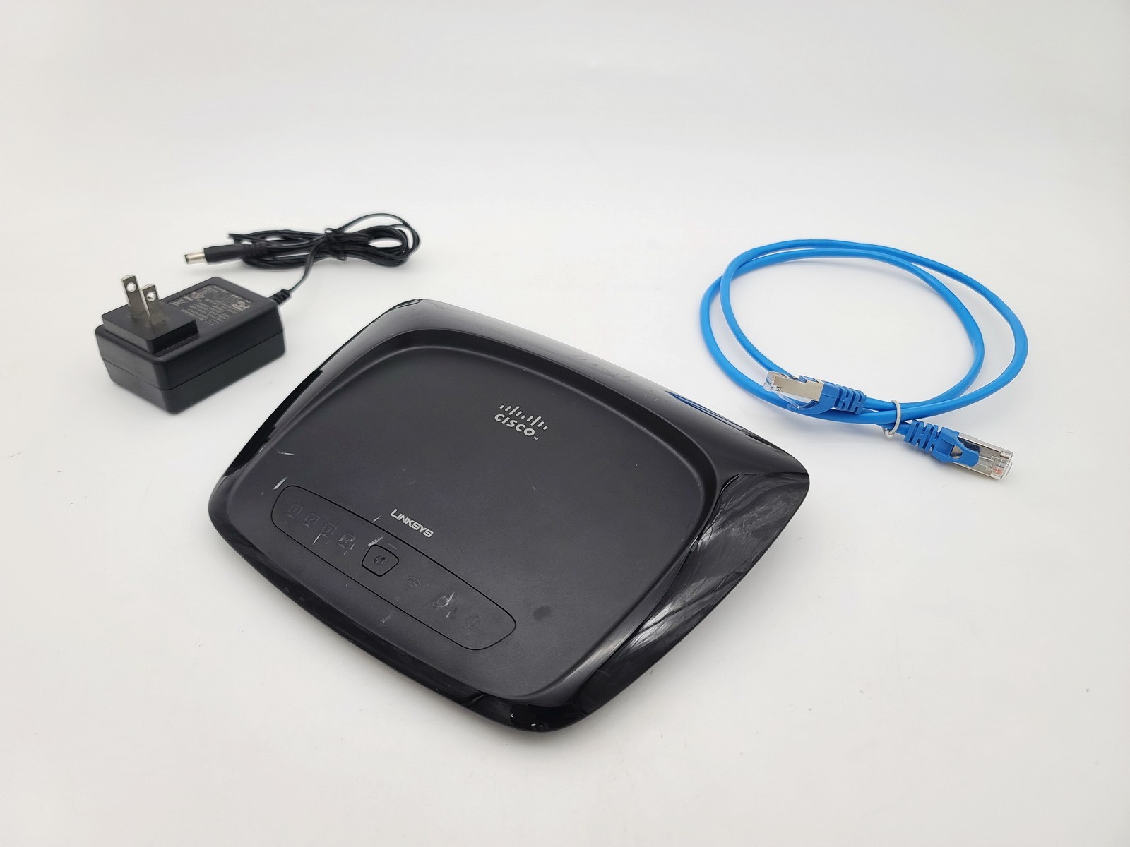 LINKSYS WRT54G2 V1 WIRELESS-G BROADBAND ROUTER 54MBPS 4-PORT 10/100 W ADAPTER