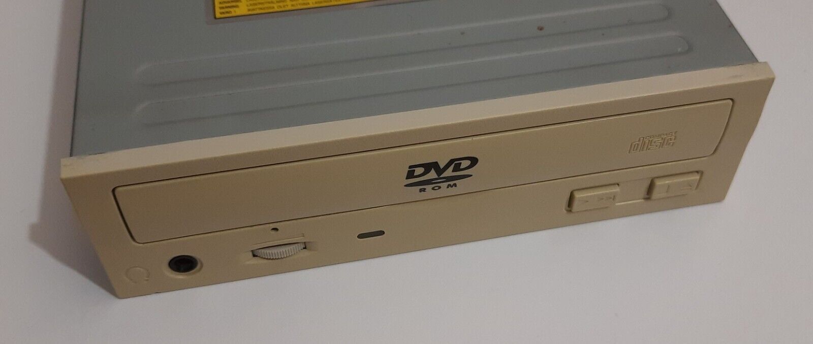 JVC LiteOn XJ-HD165H 16x IDE DVD-ROM Drive (Retro, 2002)