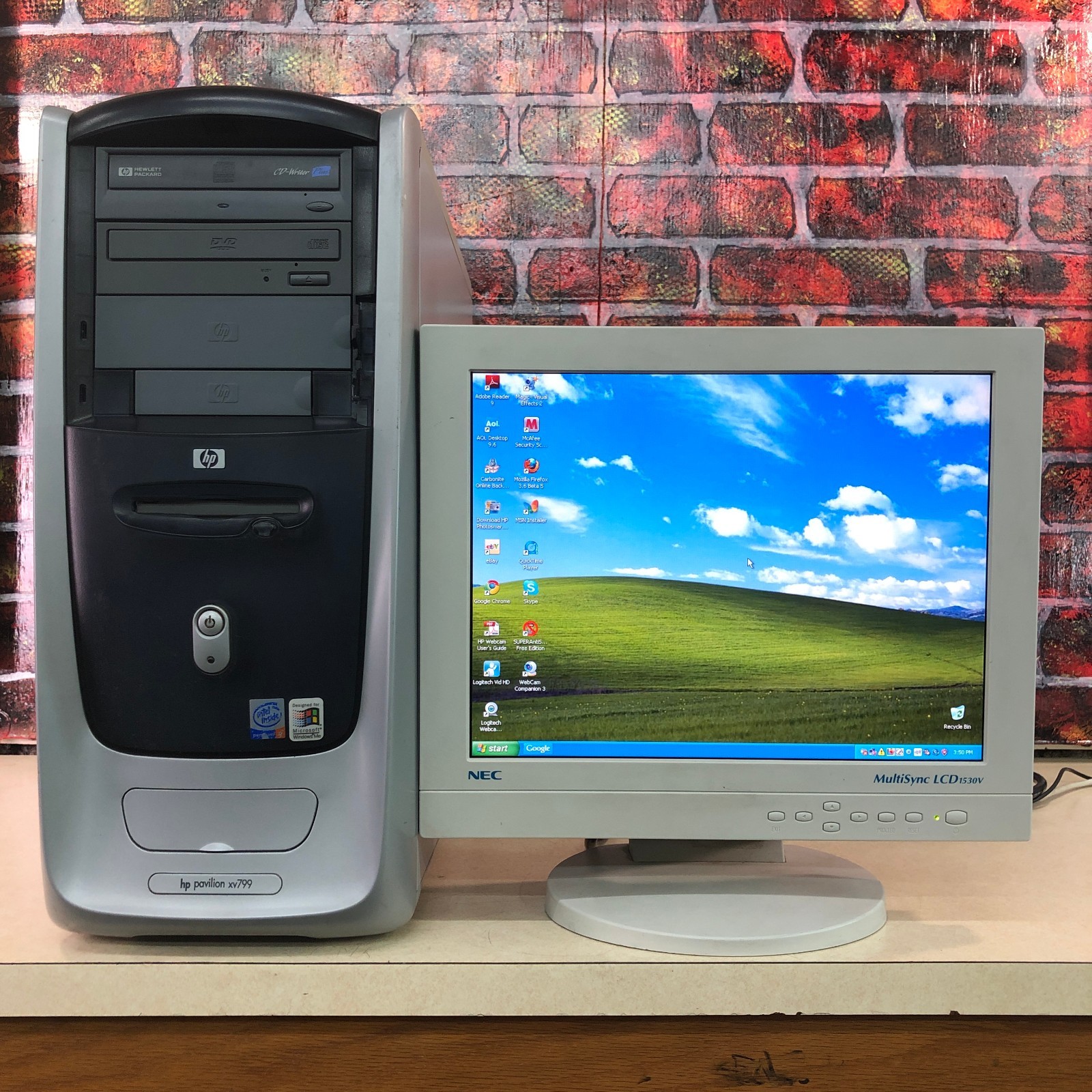 HP Pavilion xv799 PC Retro Gaming Pentium 4 1.40GHz 768MB RAM (Windows XP Pro)