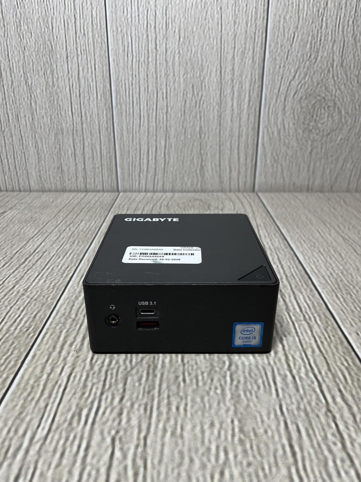 GIGABYTE GB-BSI5HA-6200 Ultra Compact Kit i5-6200U 8GB 500GB SSD