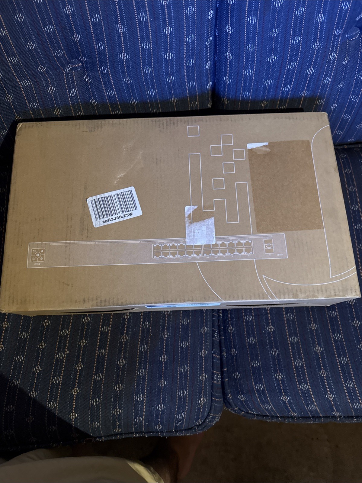 Ubiquiti Networks UniFi Switch 24-Ports PoE 1000Mbps Switch NEW in box