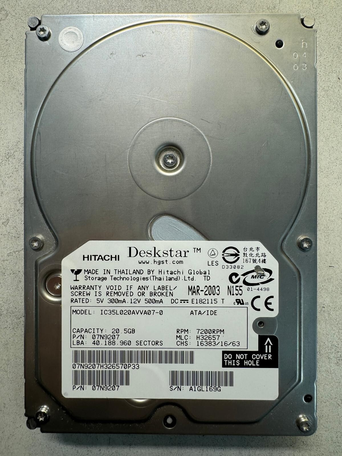 HITACHI 07N9207 IC35L020AVVA07-0 20.5GB 7.2K RPM Cache 2MB ATA-100 3.5"