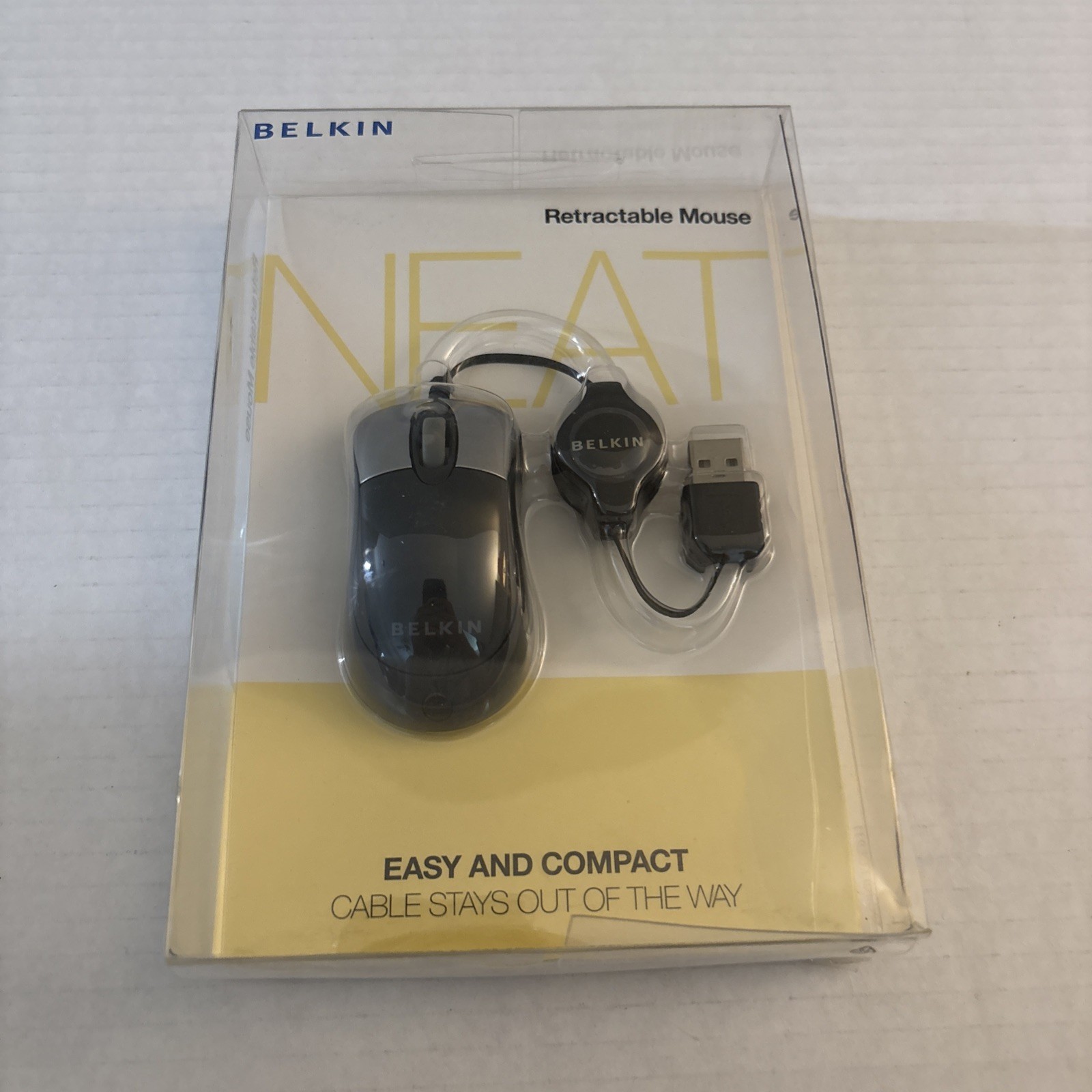 Belkin Mini Wired Travel Mouse Optical Scroll Retractable USB Cable Compact