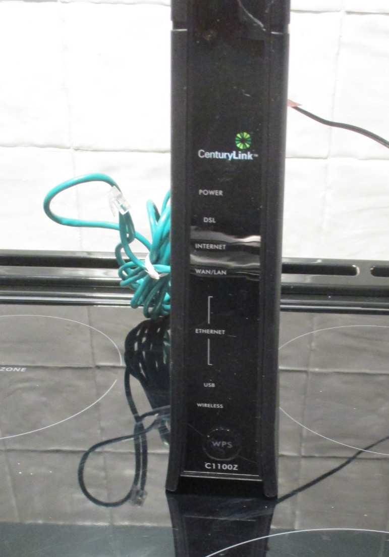 CenturyLink Modem Model C1100Z Wireless WiFi Router, with cables +power adapter