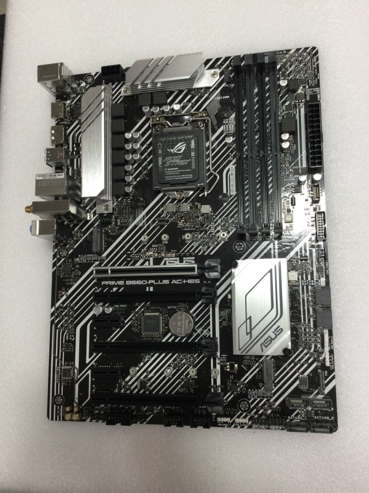 ASUS PRIME B560-Plus AC-HES (I/O shield is included)