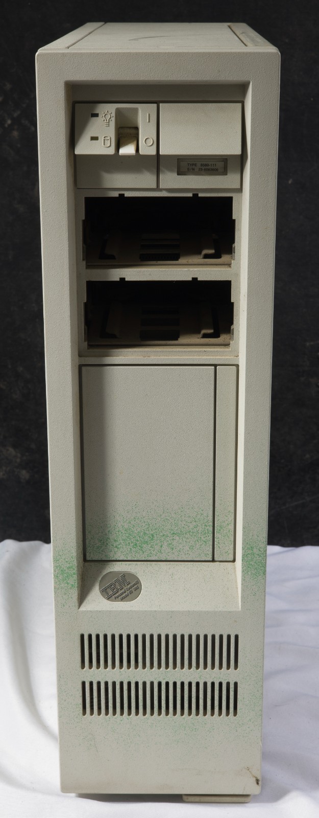 IBM PS/2 8580-111 Model 80 386DX-20 tested to power on 3606