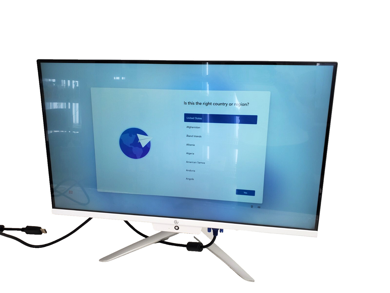 Core Innovations 24" All-in-One Desktop PC with Windows 11 (Read)