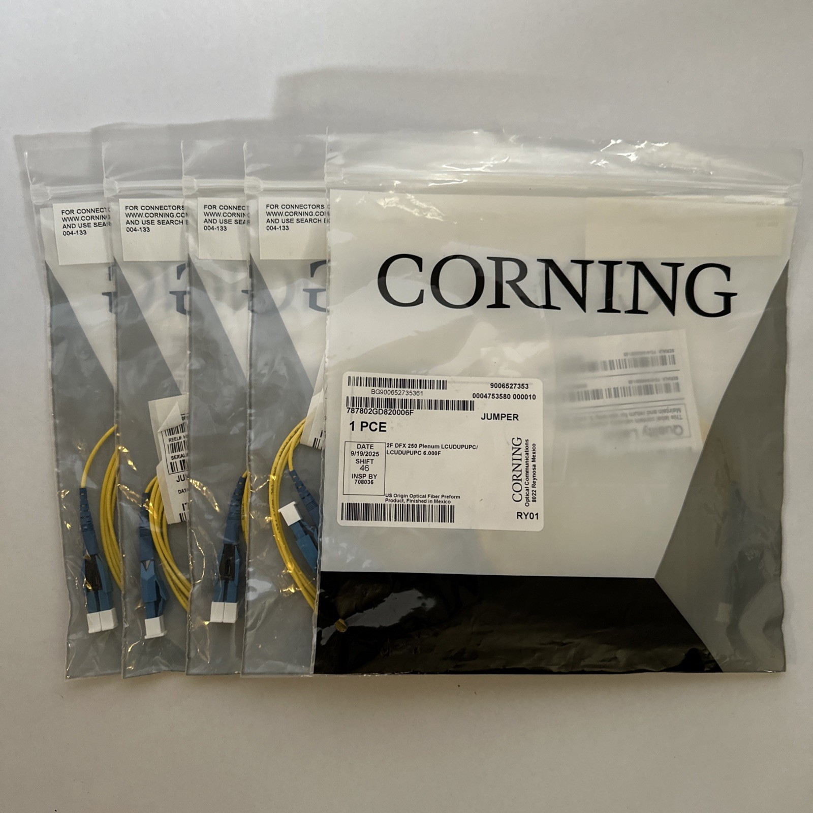 5 CNT CORNING 6ft 2F OM4 DFX250 Plenum LCUDUP/LCUDUP Fiber Optic Jumper Cable