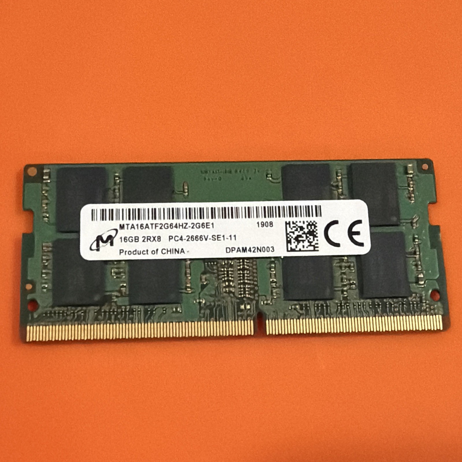 Micron 16GB DDR4 SO-DIMM PC4-2666V 260-Pin Non-ECC RAM MTA16ATF2G64HZ