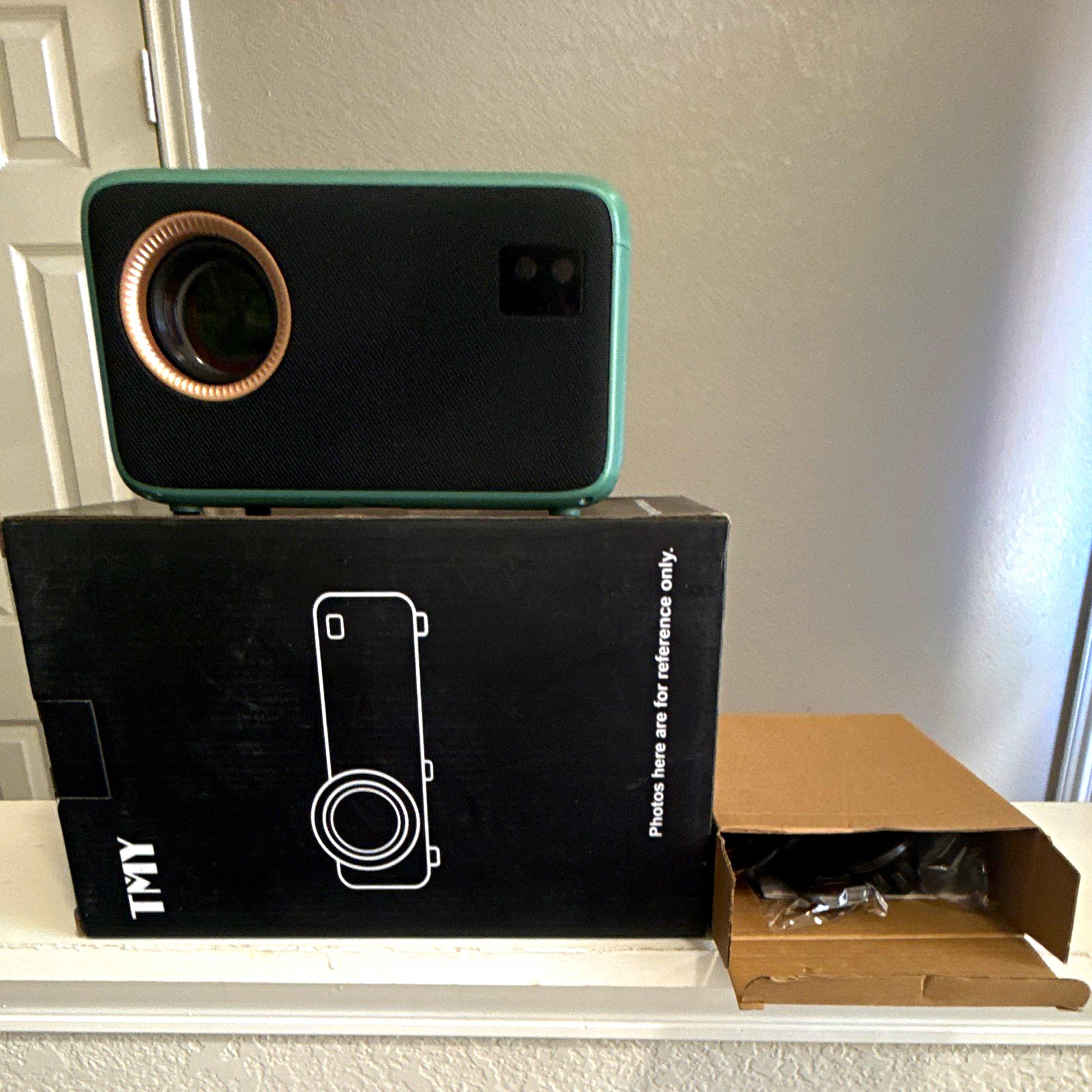 TMY TMY Desktop Projector - Green/Black