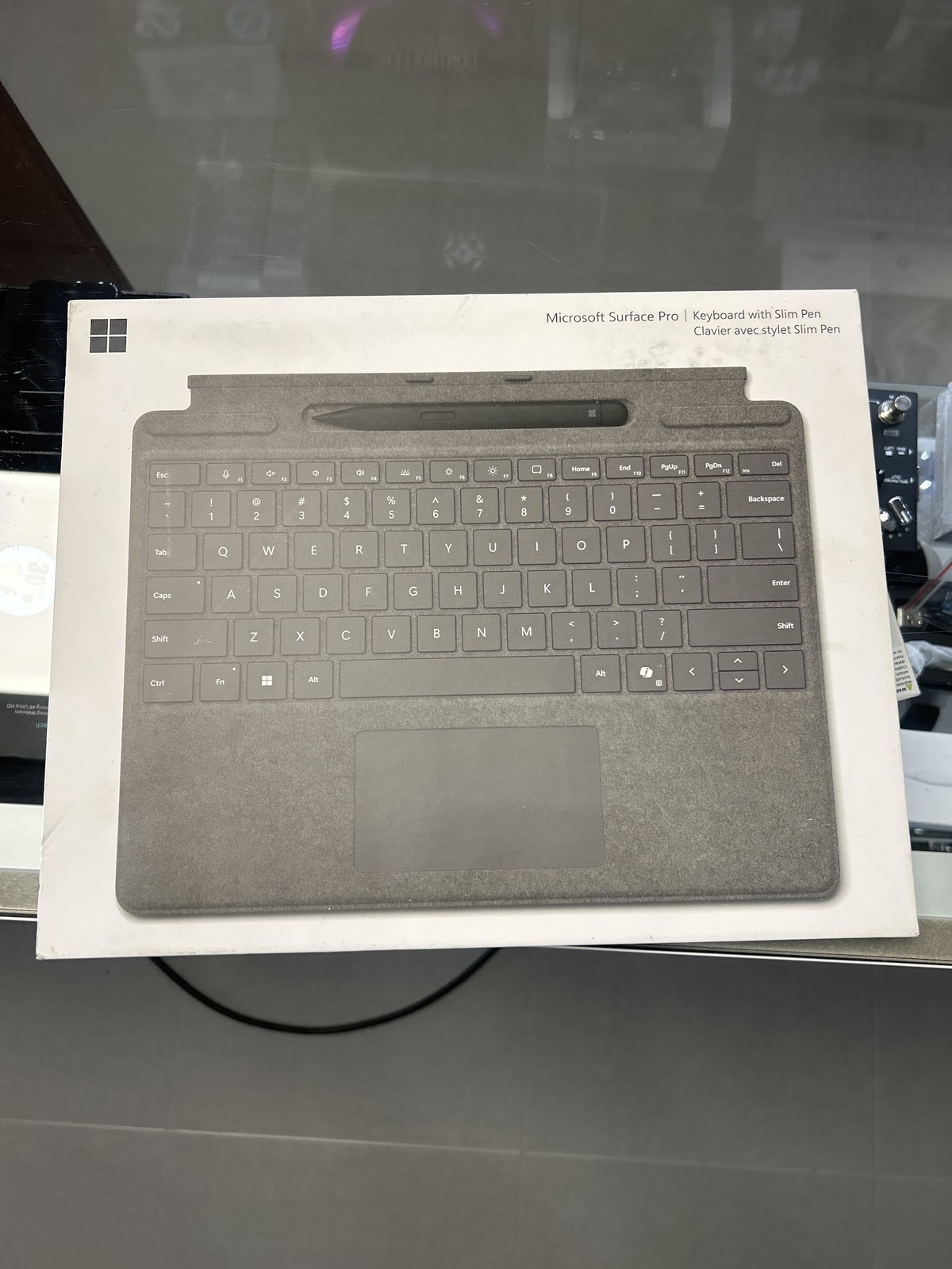 Microsoft Surface Pro Keyboard with Slim Pen Platinum Copilot Key Open Box