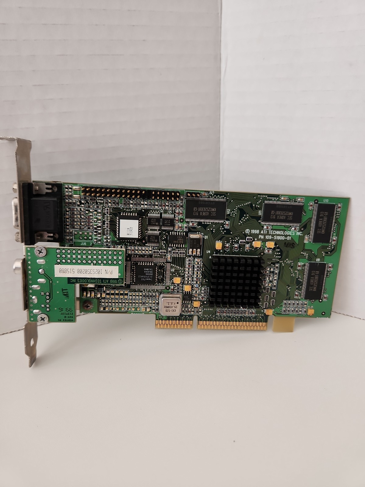 Vintage ATI RAGE 128 AGP Video Graphics Card 109-50500-01