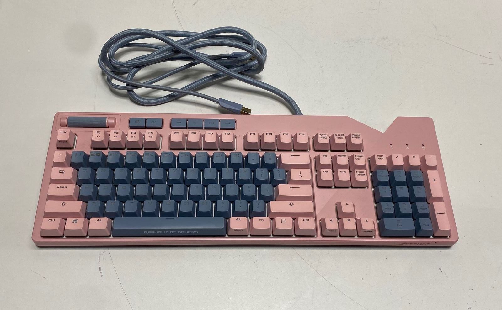 ASUS ROG Strix Flare XA01 Gaming Keyboard Pink Limited Edition For Parts As-Is