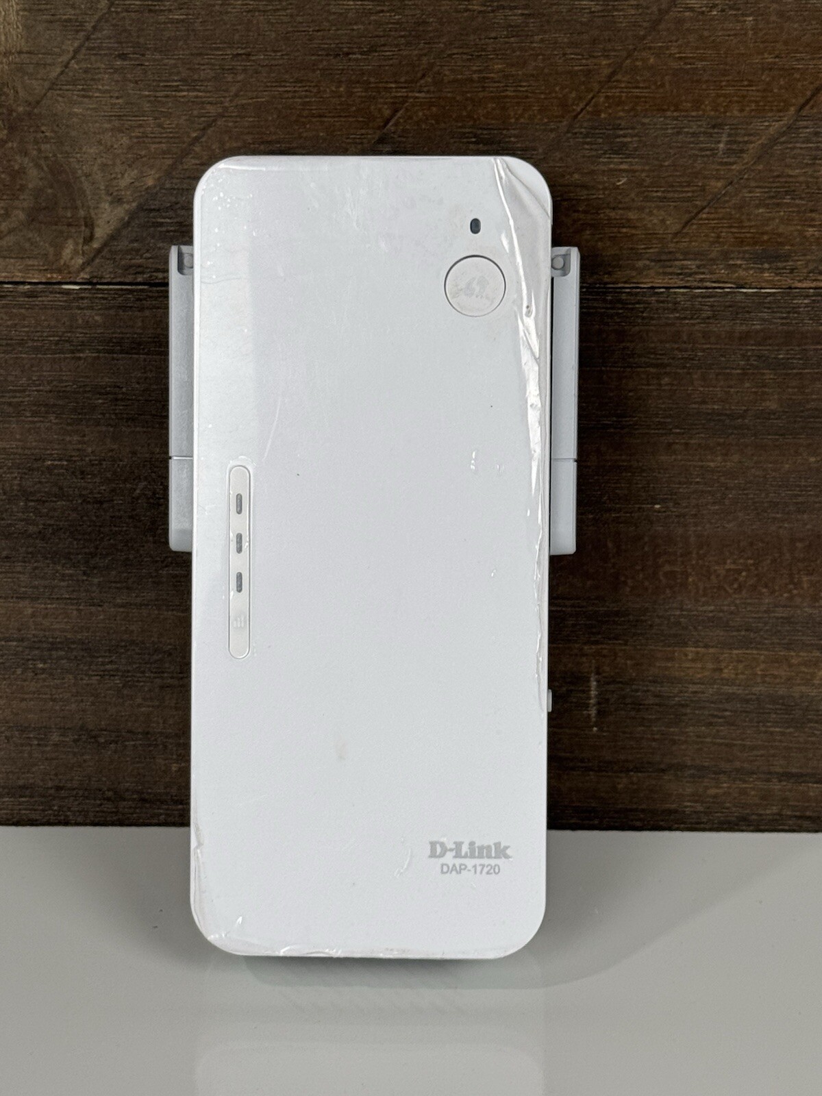 D-Link DAP-1720 AC1750 Wi-Fi Universal Range Extender Dual Band w/Smart Signal