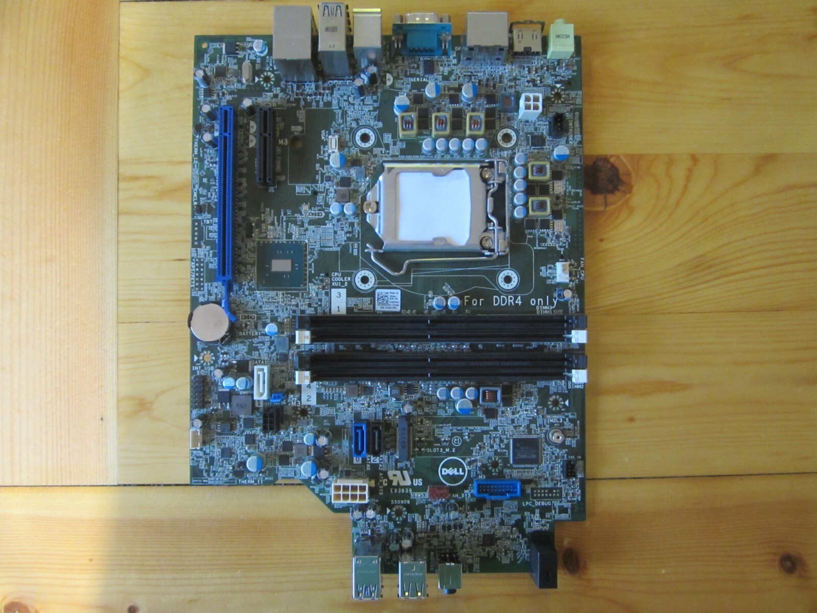 Dell HD5W2 Optiplex 7040 SFF Motherboard LGA1151 DDR4  0HD5W2