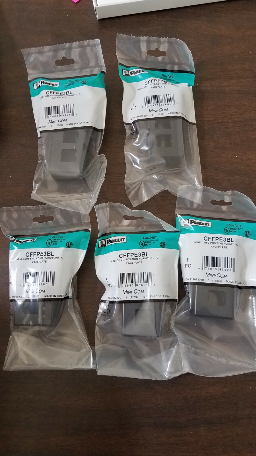 Reduced GREAT DEAL LOT OF 5 Panduit CFFPE3BL Mini-Com Faceplates Pan-Net
