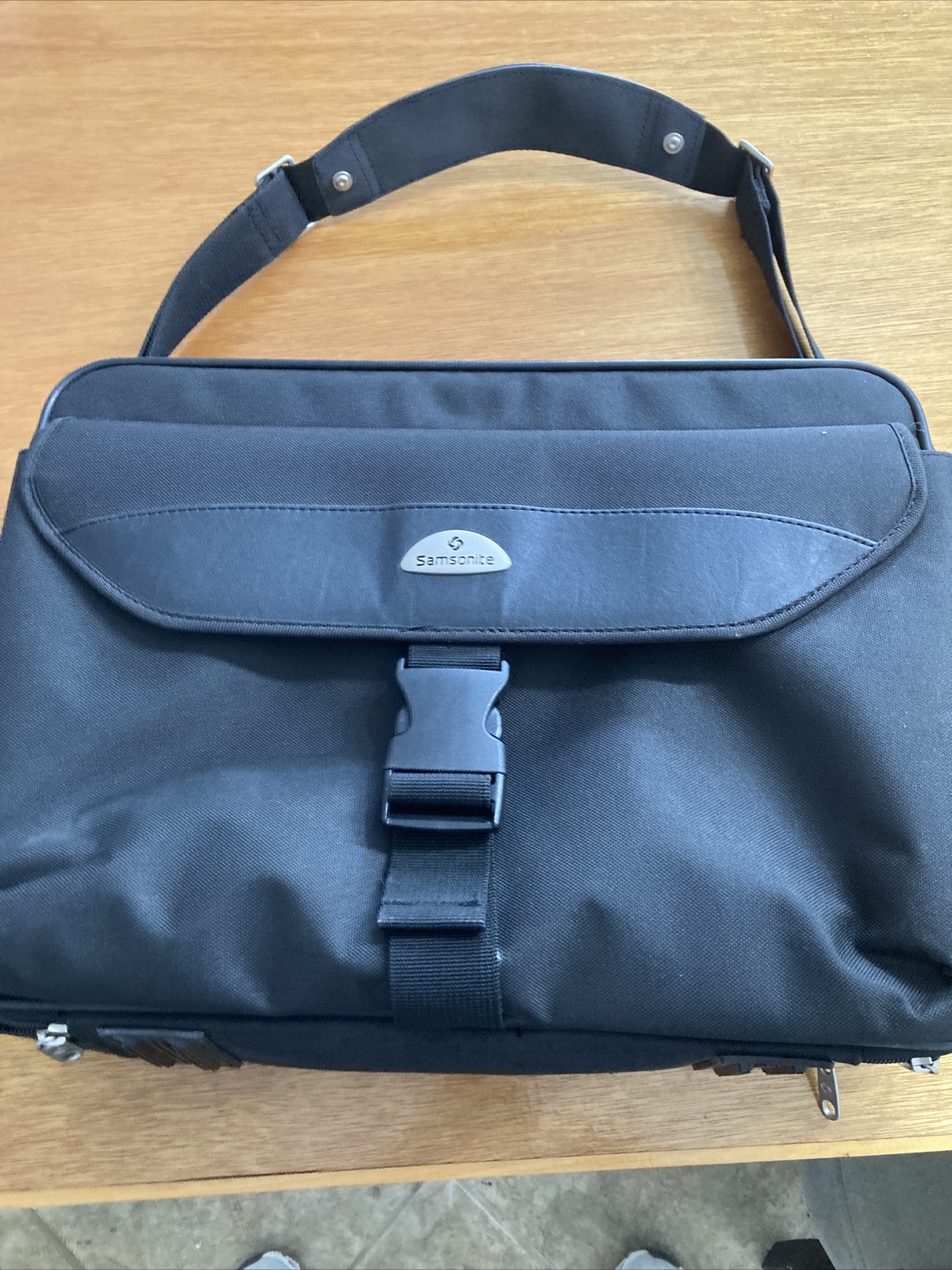 Samsonite Briefcase/Notebook/Computer Case In Excellent Condition 