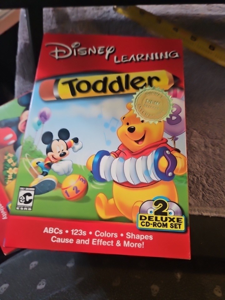 Disney's Learning Toddler Pooh and Mickey Win/Mac (2588701) for PC, Mac