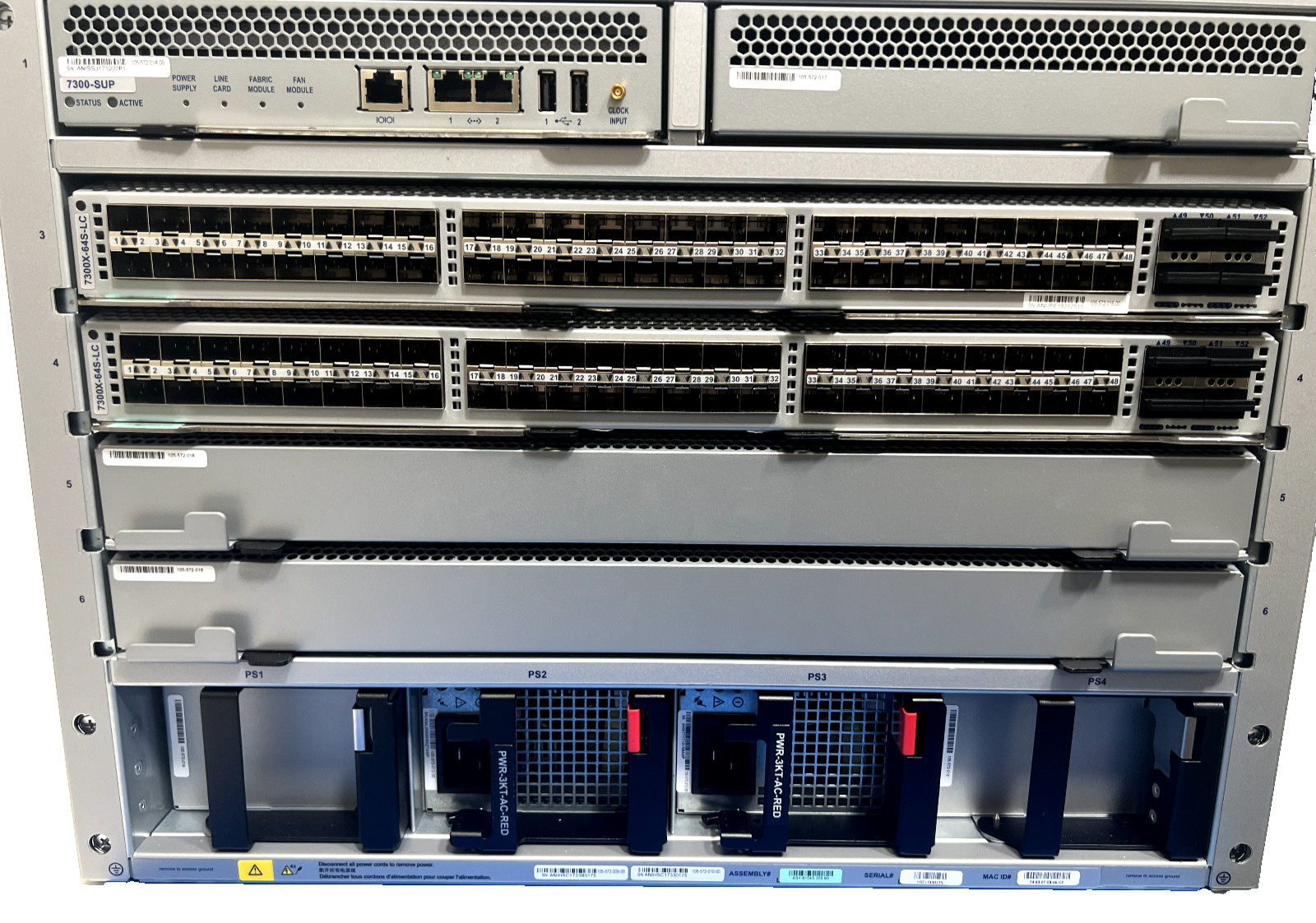 Arista DCS-7304 4-Slot Switch Chassis 2x EM-7300X-64S-LC 1x EM-7300-SUP