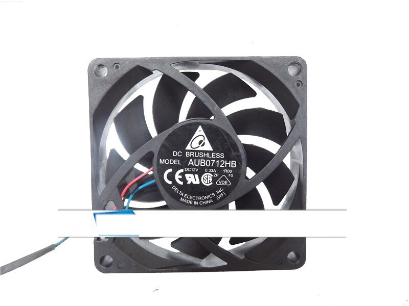 1PCS   DELTA AUB0712HB-R00 12V 0.33A 70×70×15mm Projection Fan
