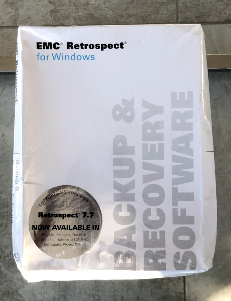 EMC Retrospect Multi Server 7.7 Backup & Recovery MZ10A077 093156013871