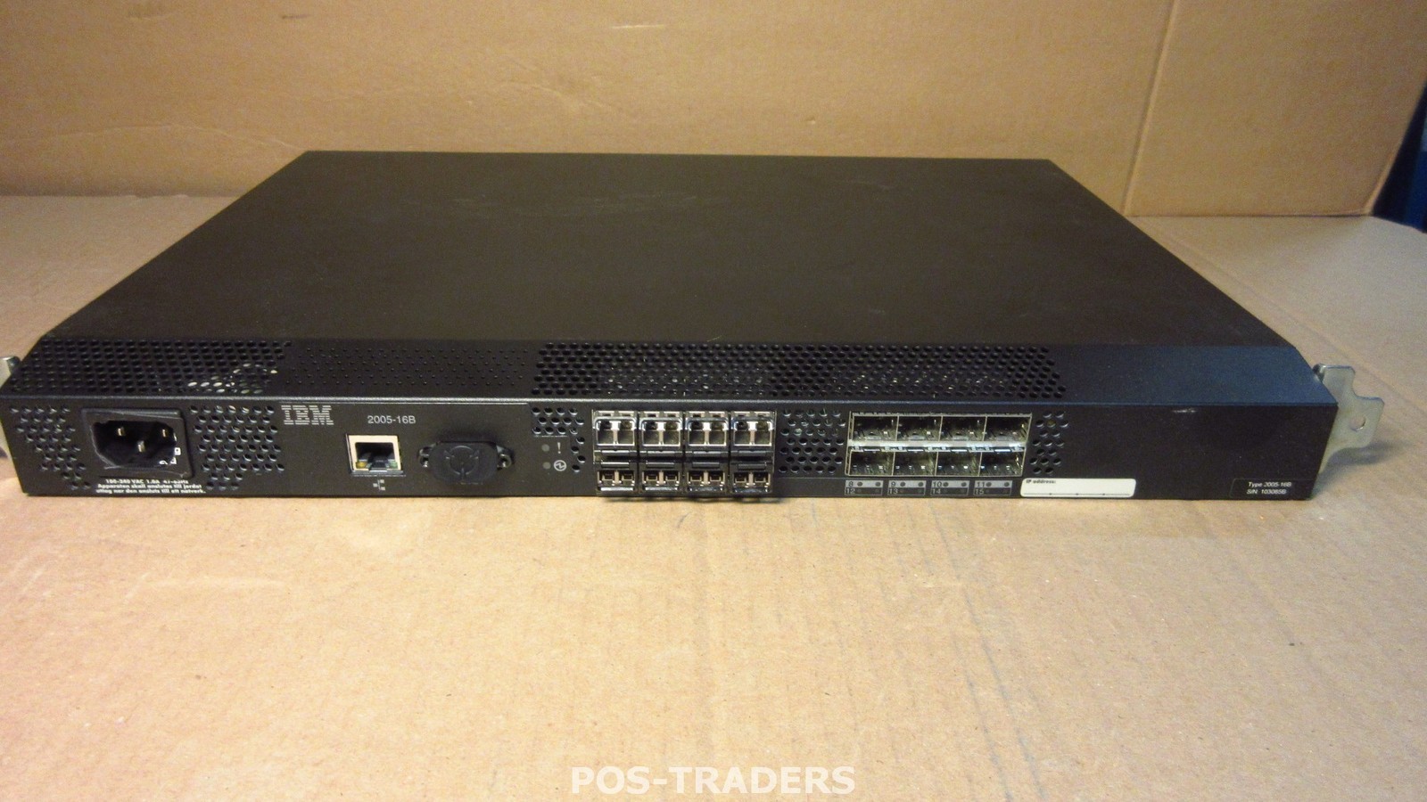 IBM 2005-16B IB-210E-R100 16-Port TotalStorage Fibre Channel Switch INC 8X SFP'S