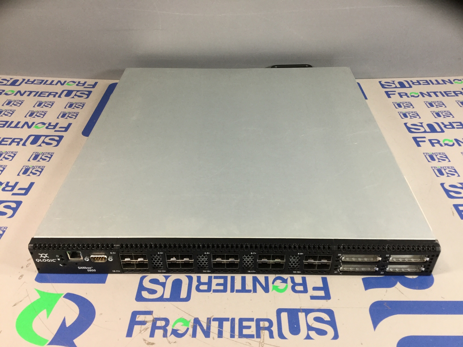 QLOGIC 31970-01 SANbox 5800 8GB FC Switch 12 Active Ports