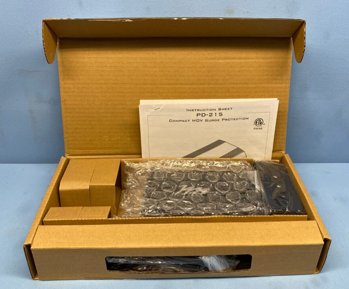 Middle Atlantic PD-215 15A Power Distribution with MOV Surge, 2 Outlets, IEC