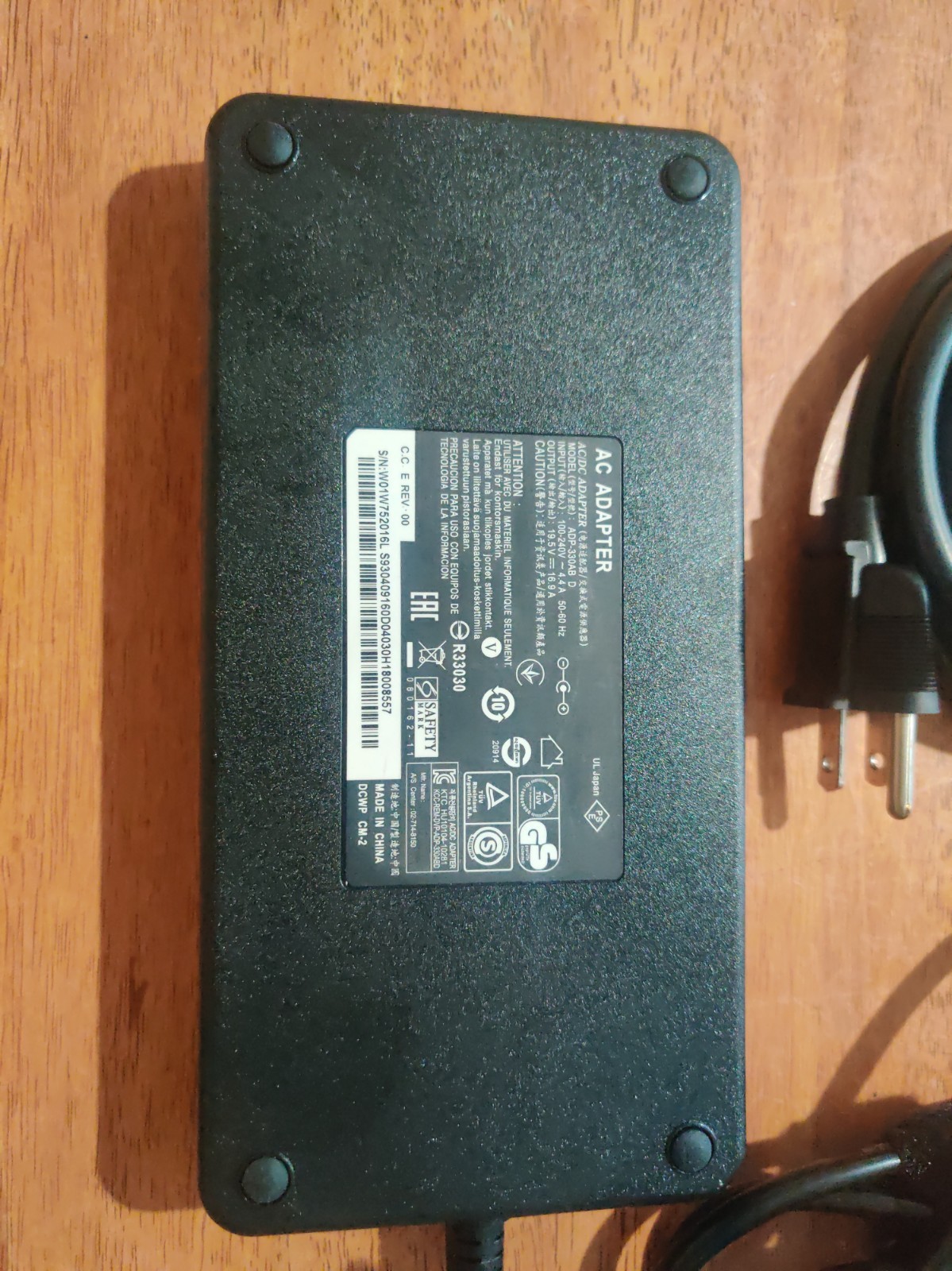 ADP-330AB D 4 Hole AC Power Supply 19.5V 16.9A For Clevo, MSI, Dell 330 Watts