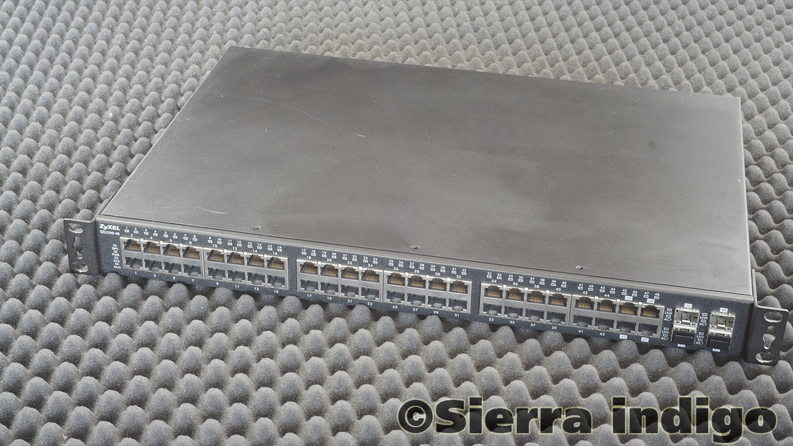 ZyXEL GS2200-48 48-Port Gigabit Switch with Rack Mount Brackets