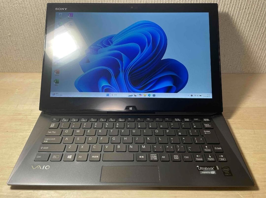 Sony VAIO Duo 13 2-in-1 Ultrabook Touchscreen Laptop PC Win10pro i5 4GB 128GB