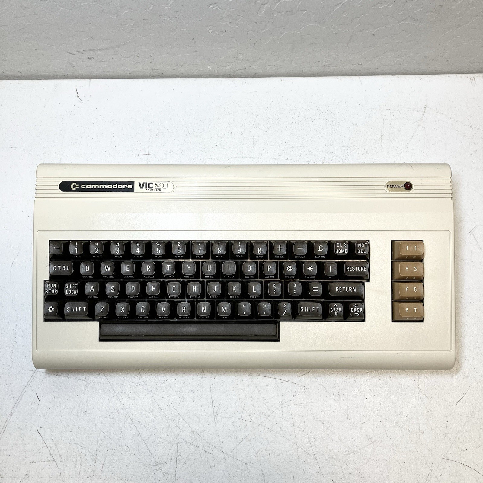 Commodore Vic 20 Computer System - Keyboard Console Only No Cables
