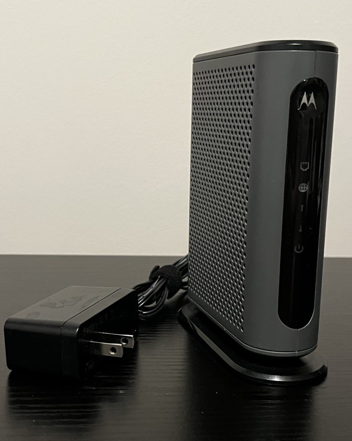 Motorola MB7420 DOCSIS 3.0 Cable Modem 686 Mbps 16x4 TESTED