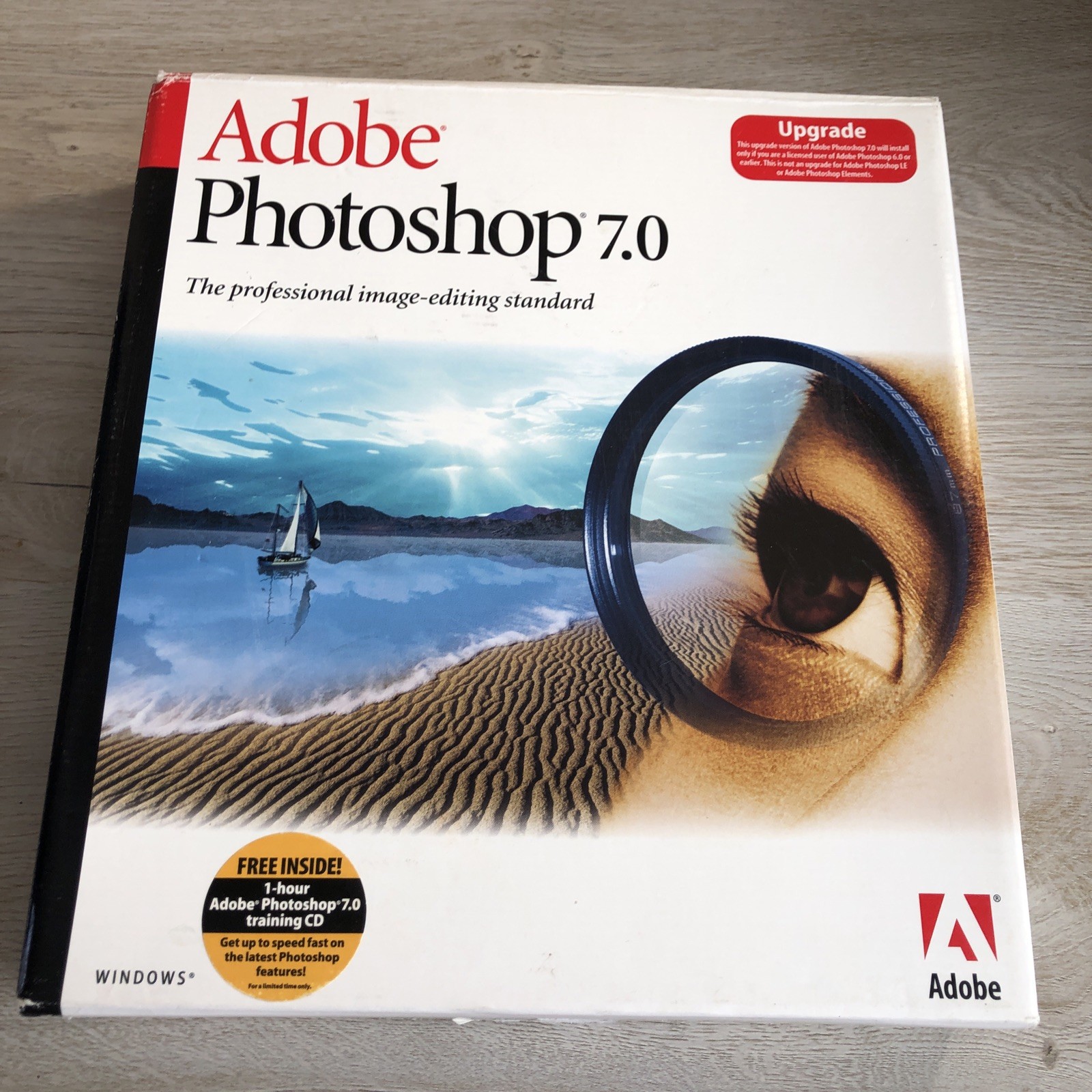 Adobe Photoshop 7.0 UPGRADE for Windows with Serial Number /Manuals/Box