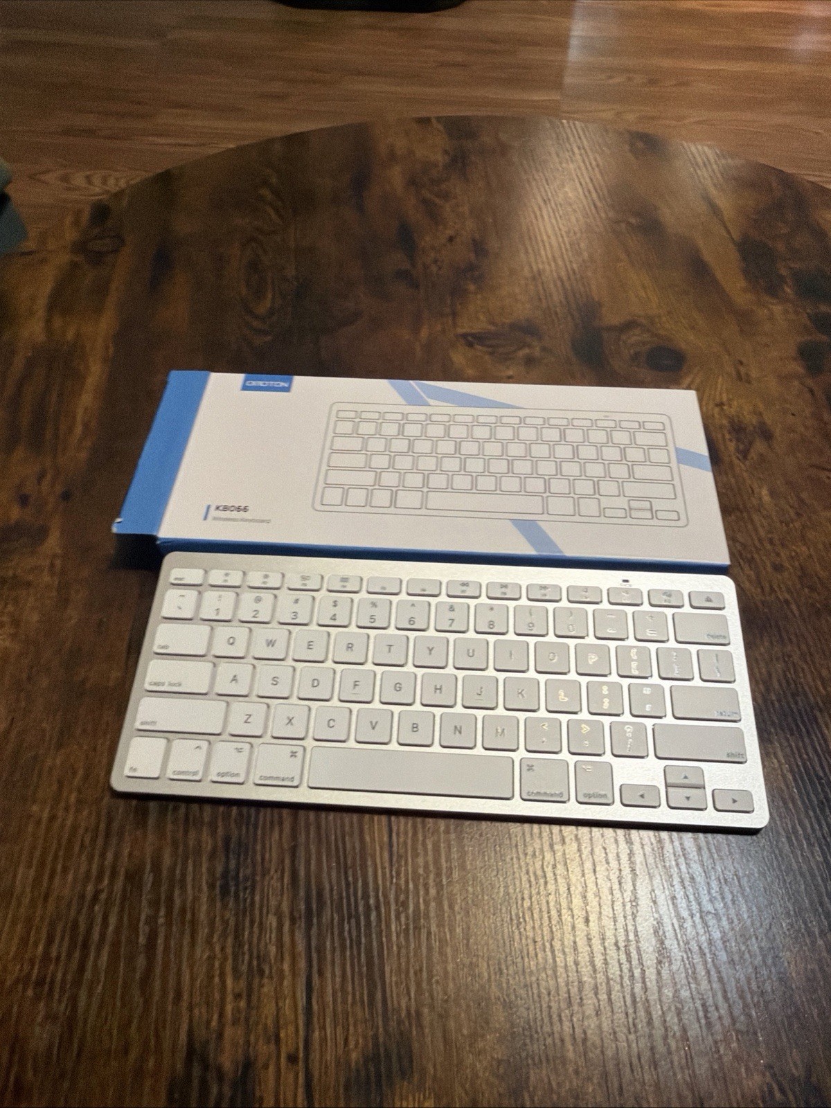 Omoton KB066 Wireless Keyboard (Bluetooth) New w/ Open Box