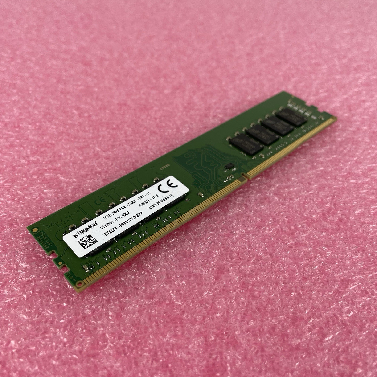 Kingston 16GB DDR4 2400MHz 2Rx8 288-Pin DIMM 9995598-016.A00G Untested
