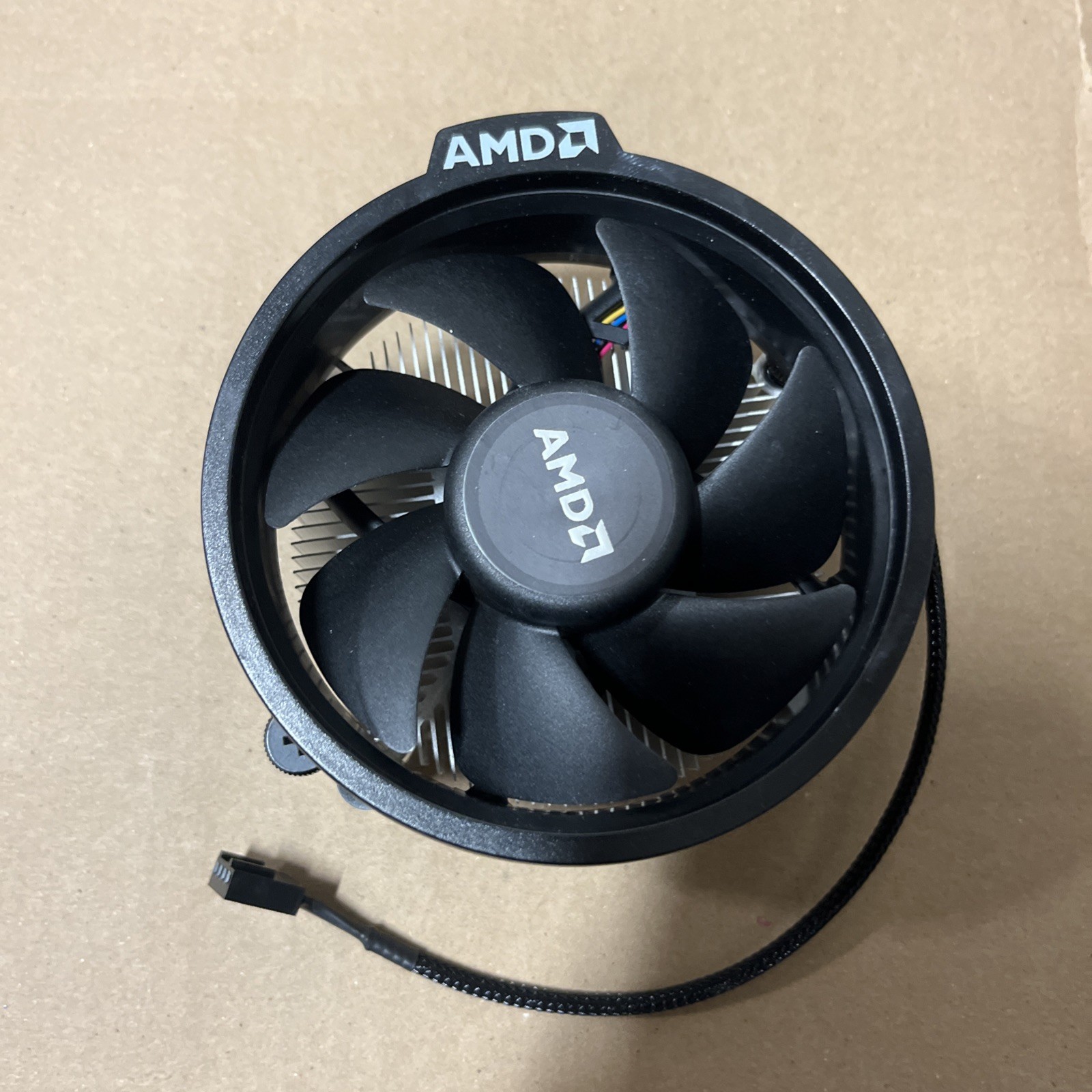 AMD Wraith Spire AM4 CPU Cooler Fan 712-000046 for Ryzen Processor