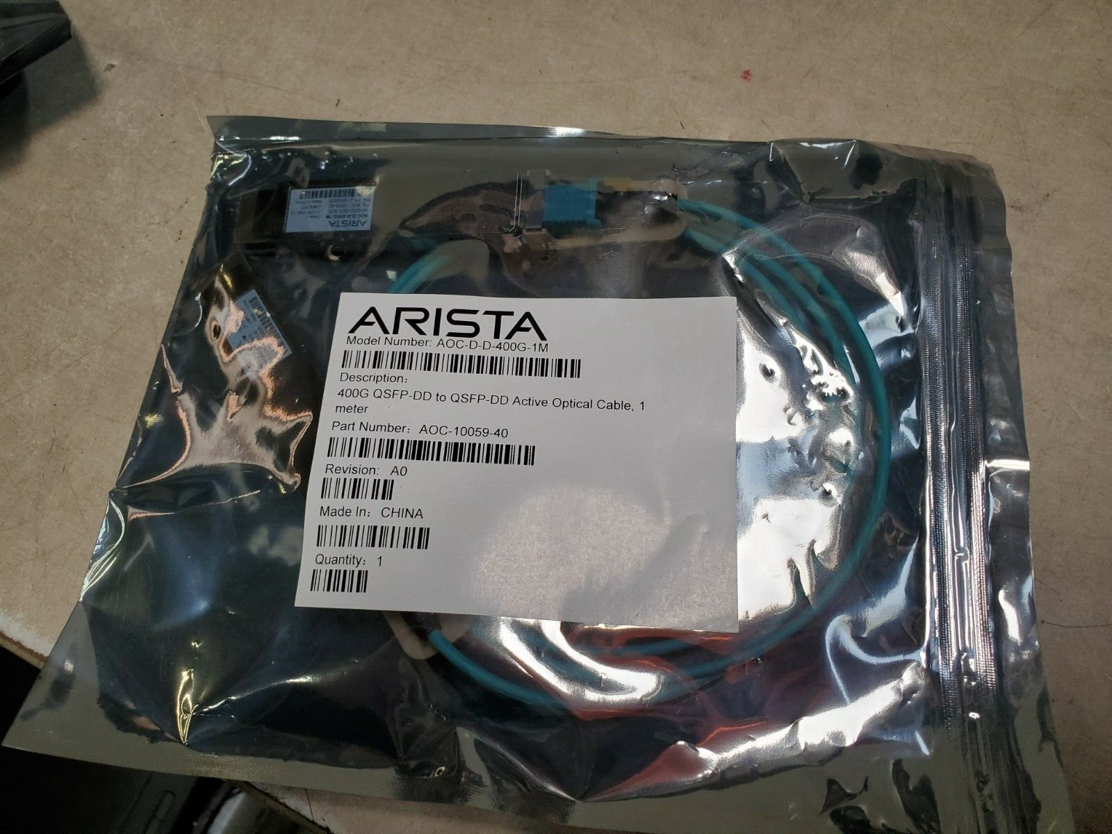 Arista AOC-D-D-400G-1M QDD-QDD AOC-10059-40 Class 1 21CFR 1040.10