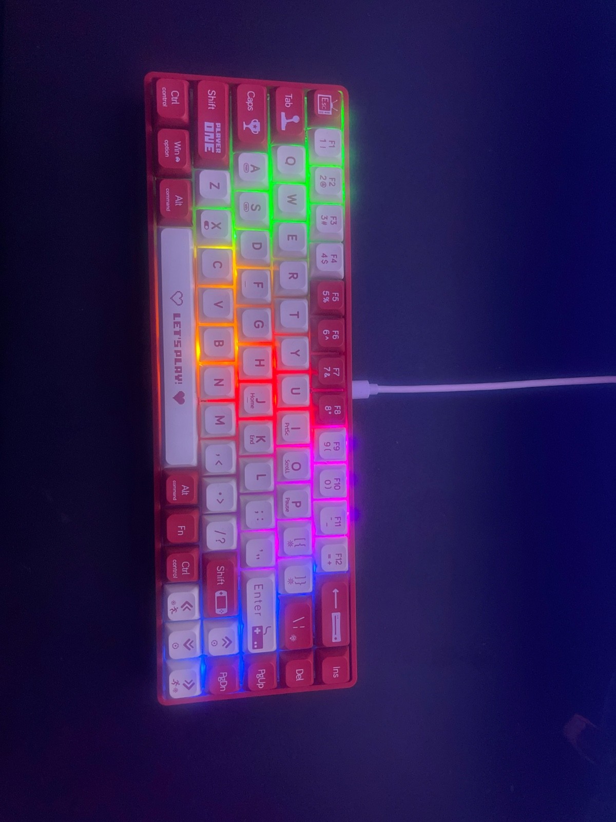 Multi-color rgb, red and white wired keyboard