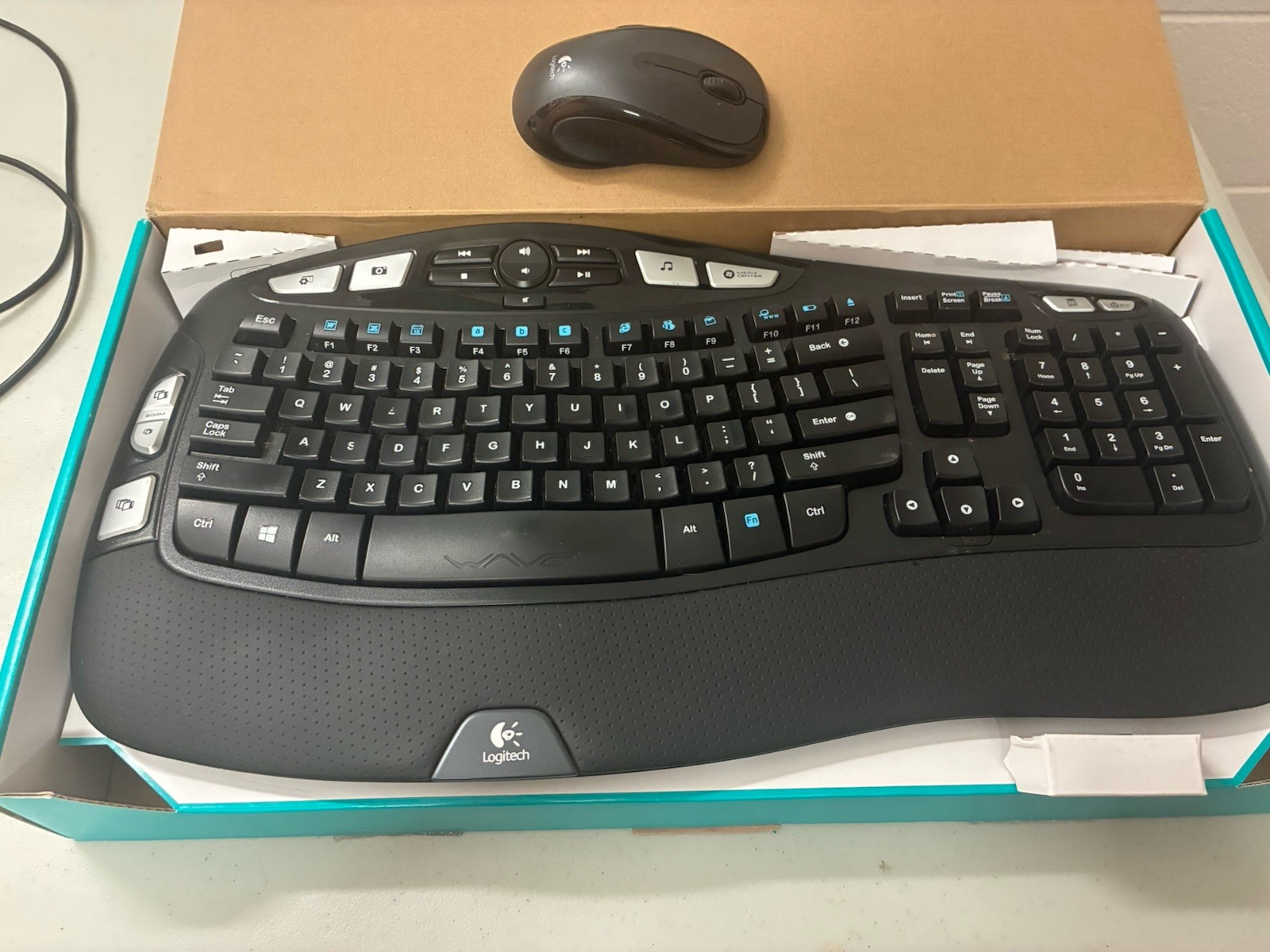 Logitech K350 Wave Wireless Ergonomic Keyboard Black W/ Mouse, No Receiver