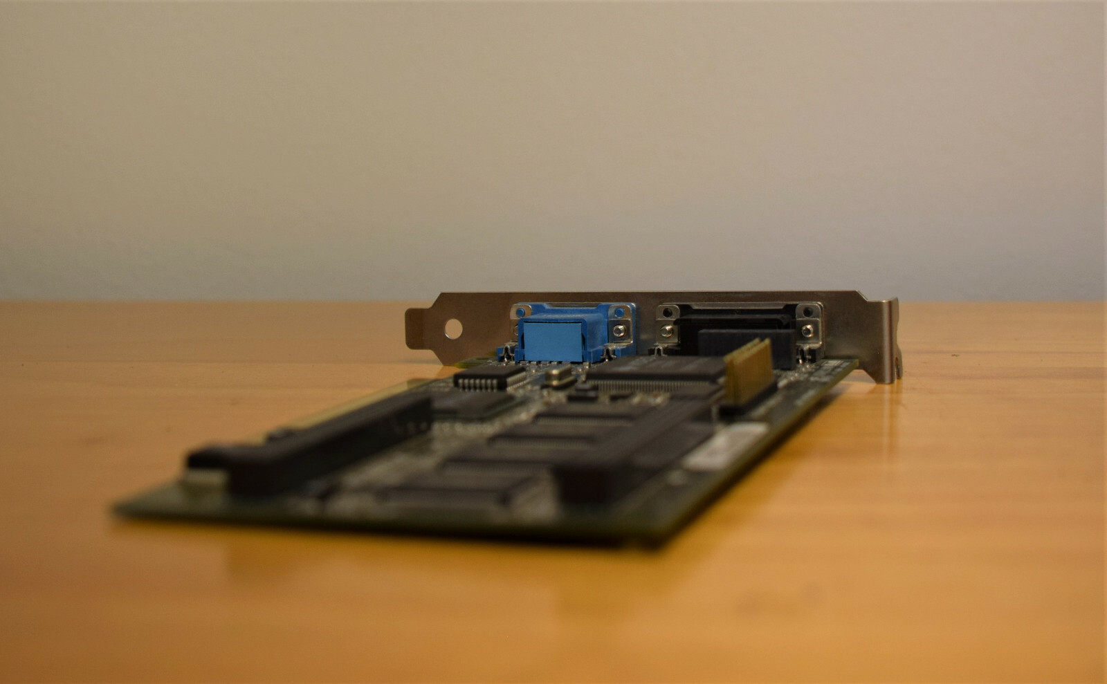 Matrox Graphics Card 708-04 Rev: A MIL2P/4N/20MIL2P/4NPCI