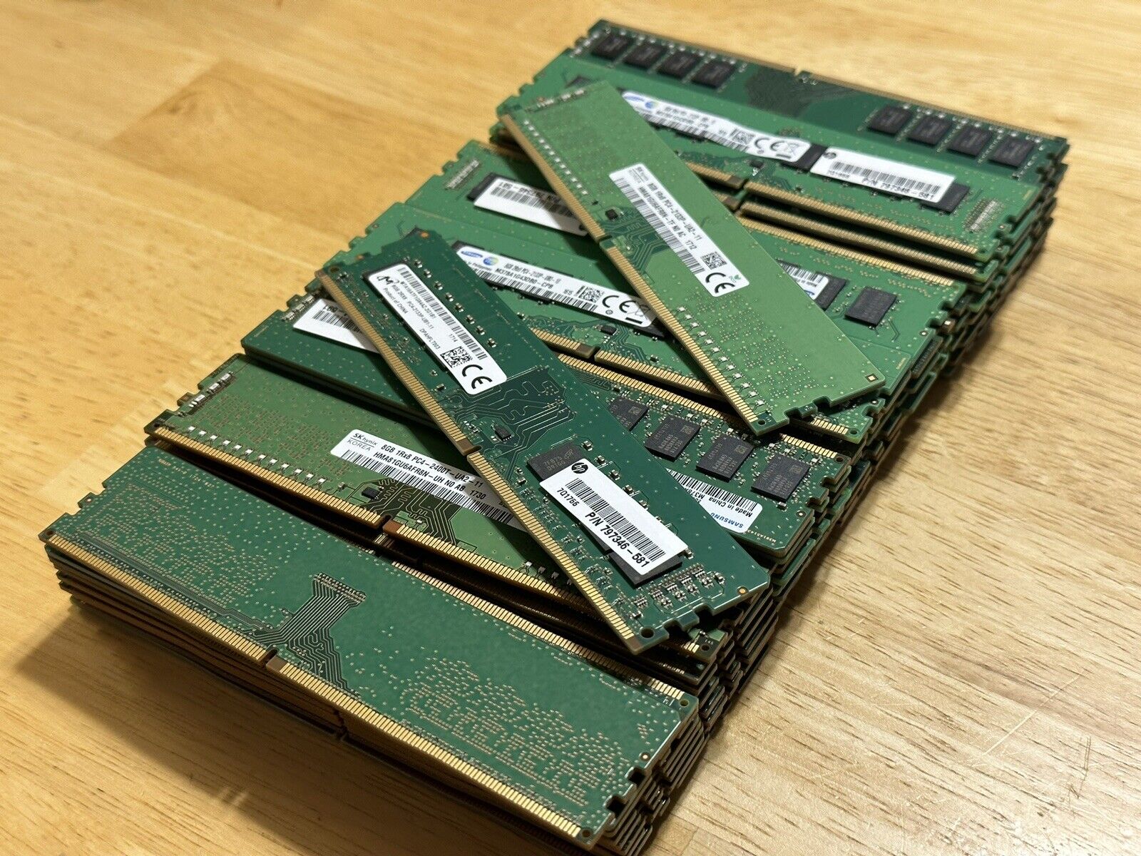 [ BULK LOT OF 72 ] 8GB DDR4 Desktop RAM SAMSUNG, HYNIX etc. (10x)