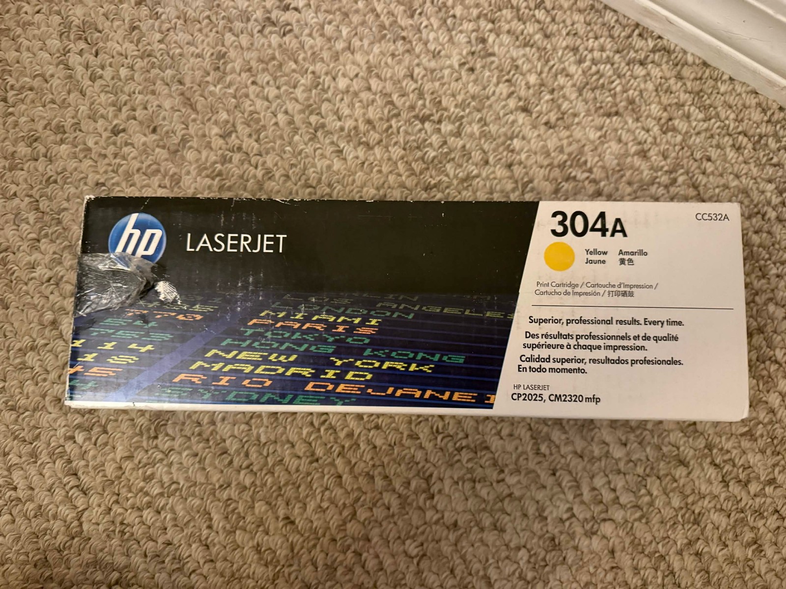 New Genuine HP 304A Yellow Printer Toner Cartridge - CC532A CP2025 LaserJet