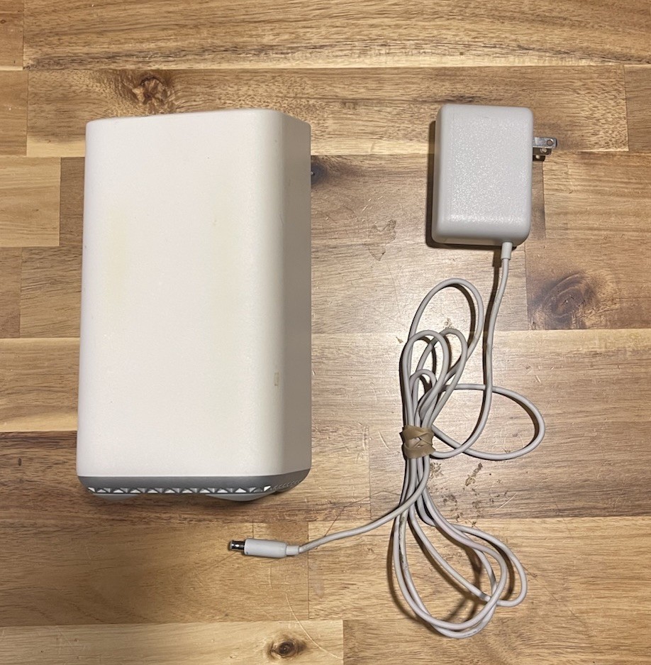 Xfinity White Matte DualBand Advanced Compact Modem Router WiFi TG02DCW4482CT