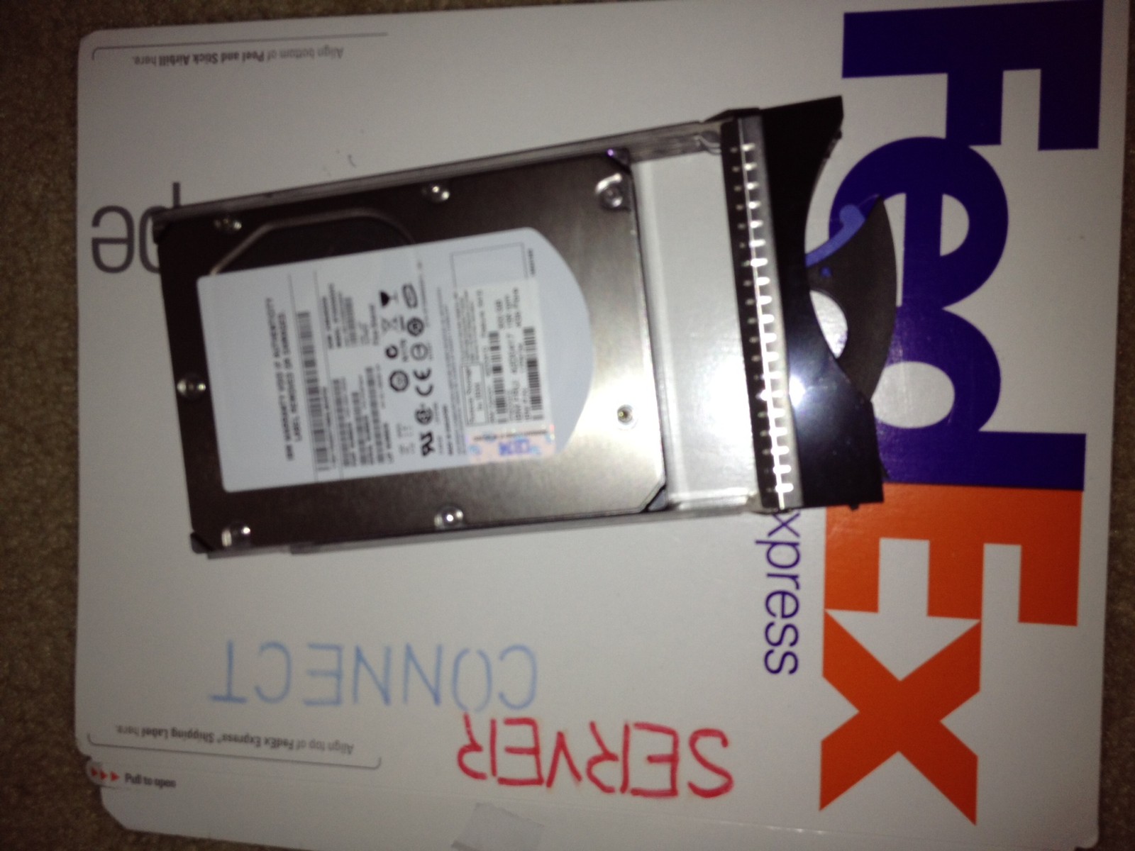 40K1044 IBM 146GB 15K SAS HOT-SWAP 3.5" HARD DRIVE 39R7350 / 26K5842