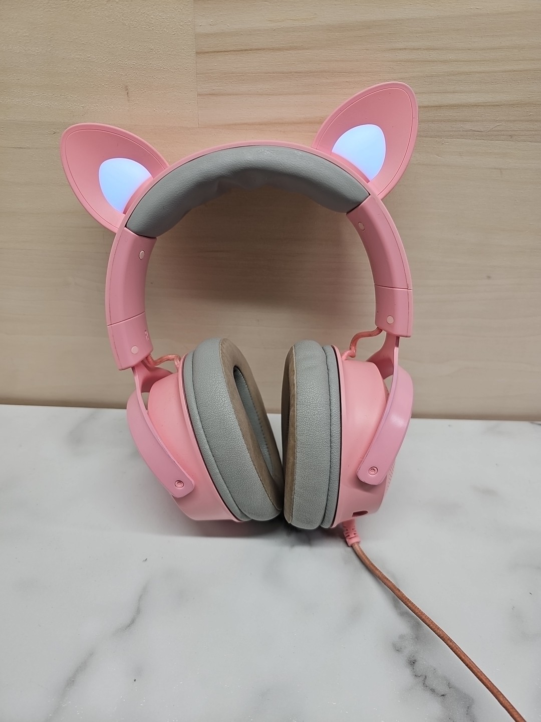 Razer Kraken Kitty v2 Pro Wired Gaming Headset - Pink