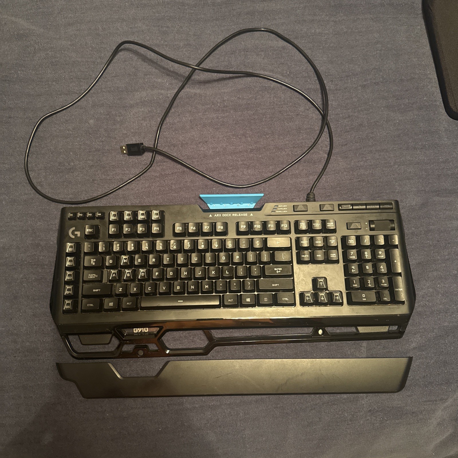 Logitech G910 Orion Spark RGB Mechanical High Performance Gaming Keyboard 0826