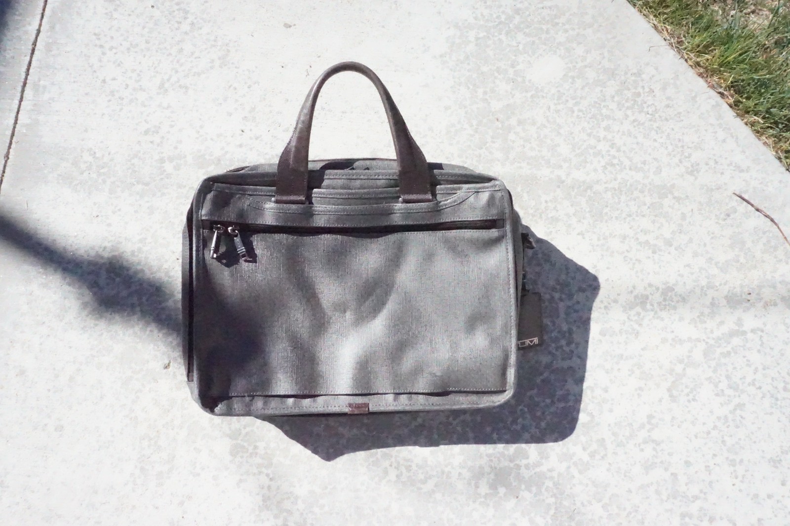TUMI ALPHA 2 T-PASS MEDIUM SCREEN LAPTOP SLIM BAG BRIEF